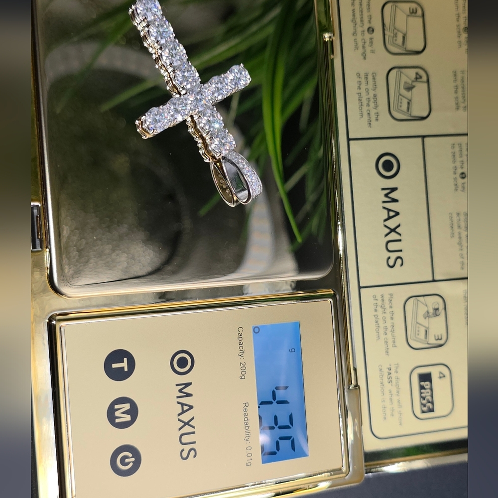 β¨ 80+ CTW Moissanite Tennis Chain & Cross Pendant Set β 5mm β¨ - Picture 2 of 7